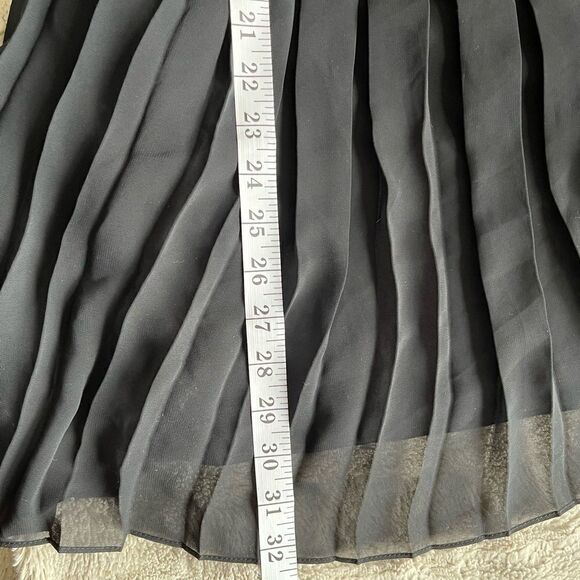 đť…şbcbgeneration Black Pleat Release Lace Dress - 4 - Picture 8 of 10